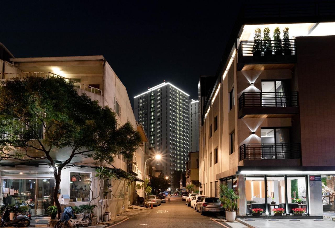 Tianli Hotel Đài Nam Ngoại thất bức ảnh