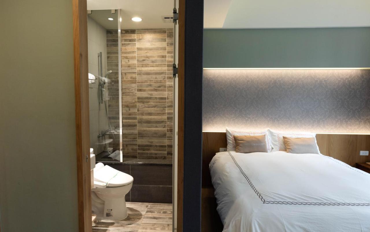 Tianli Hotel Đài Nam Ngoại thất bức ảnh